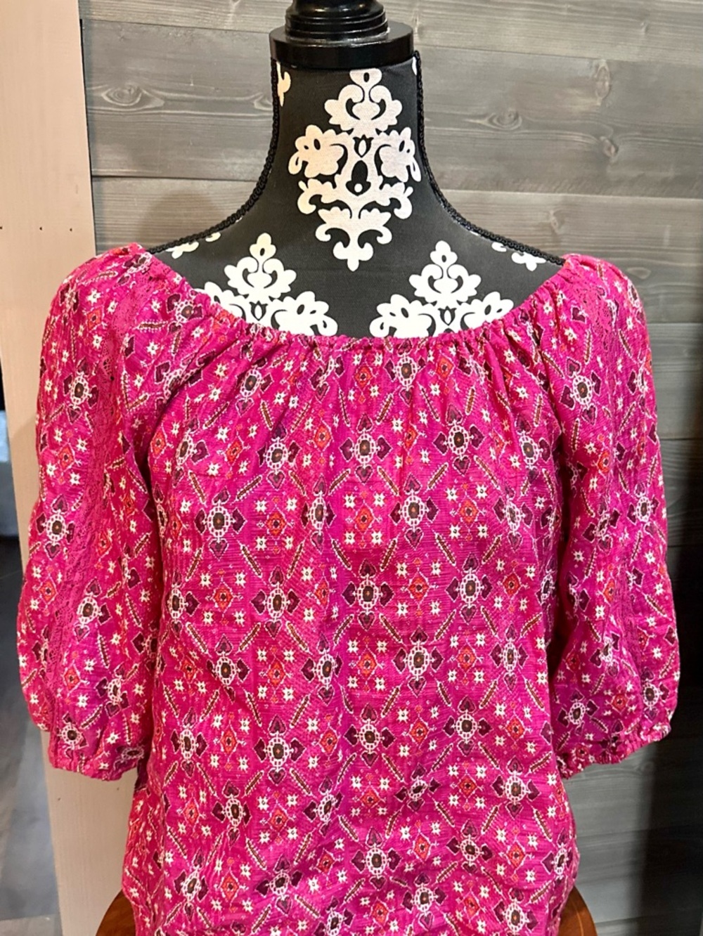 Anthropologie Women’s Off‑Shoulder Peasant Top - fucshia sz XS